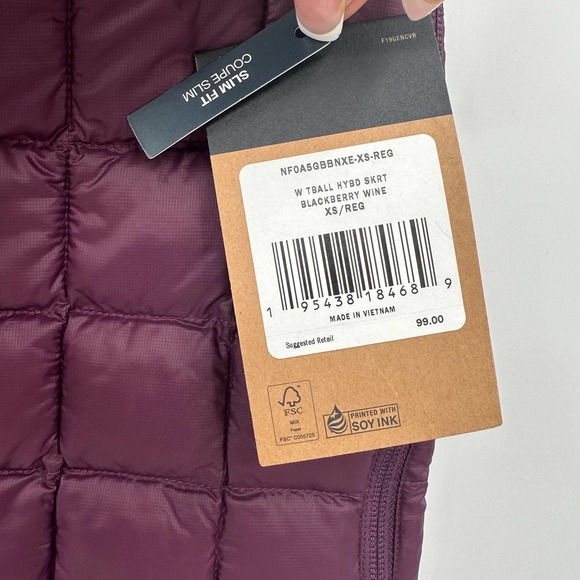 The North Face Women's ThermoBall Hybrid Skirt in Blackberry Wine Size XS - Picture 5 of 5
